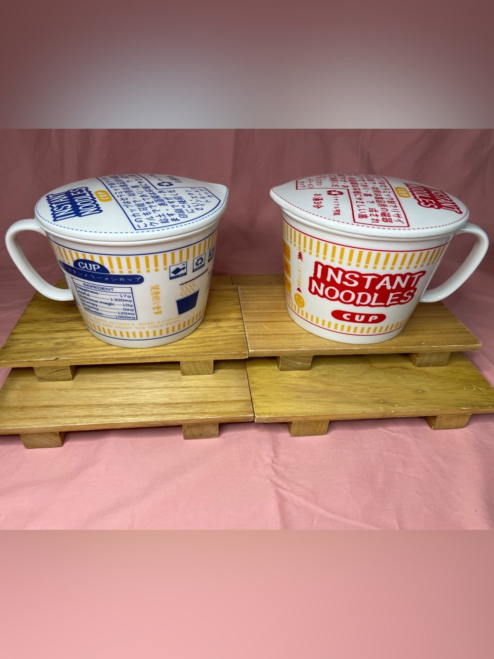 Urban Outfitters Instant Noodle Mug Bowls With Lids Set Of 2 Red & Blue Kawaii - Picture 2 of 15
